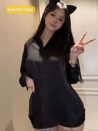 卡通百科老王在推特叫什么名字?她的推特账号背景揭秘