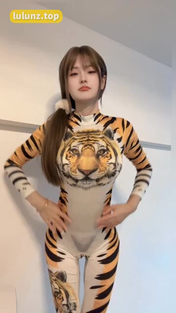 乔妹微密圈最新合集，给乔买裙子的作品质量如何？