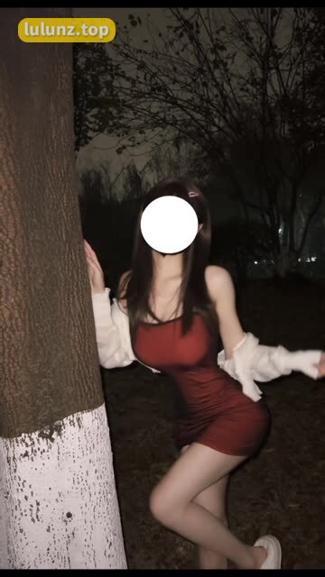 乔妹微密圈图片分享，给乔买裙子的作品风采独特