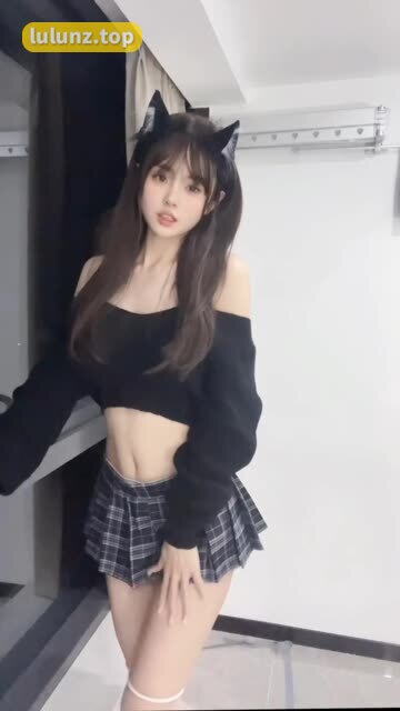 乔妹微密圈全网最全合集，给乔买裙子的时尚风格