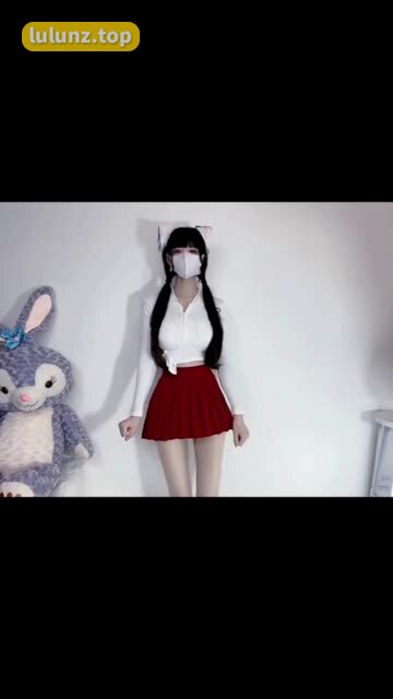 猪饲料微密圈黑丝蕾丝作品，双马尾诱惑尽显女性魅力