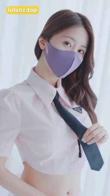 【微密圈】猪饲料风格像粉色猪的神秘吸引力，猪饲料身材引发粉丝热议