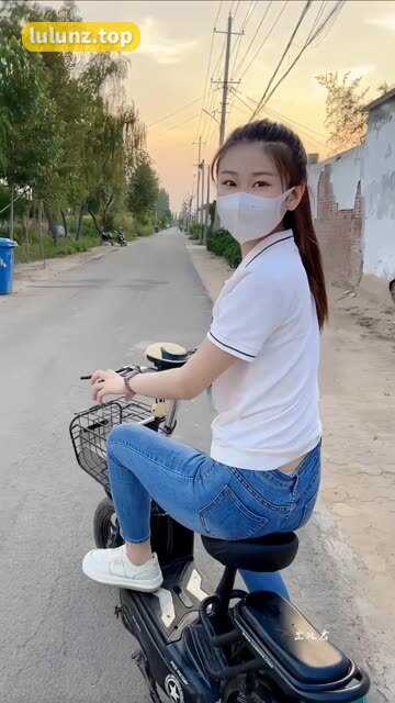 微密圈猪饲料女神写真,高清图集视频合集来袭