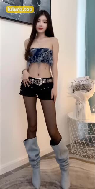 张鑫Amy的私密圈子她的蓝色写真有多惊艳？高清图片资源限时分享