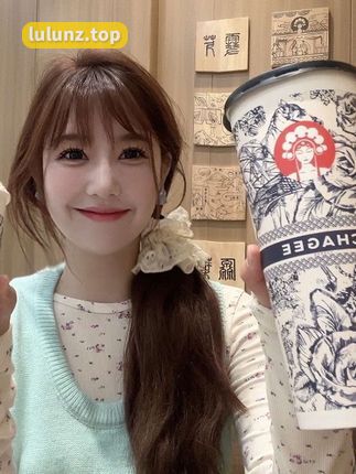 十万口草莓粥粥舰长微密圈作品合集,最具人气的图集视频