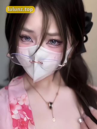 抖音桃沢樱维密圈视频是什么瓜？桃沢樱呀付费视频背后的故事