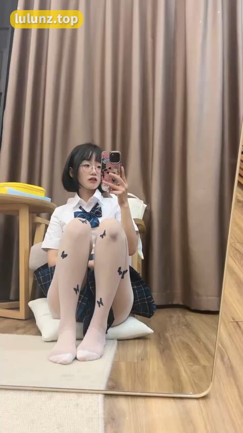 微密圈_胜利的小生活JK制服系列，精选图集一览