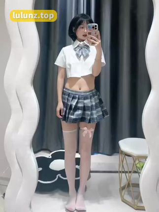 王胜利的小生活在破浪之前需要沉淀，她的微密圈作品大合集