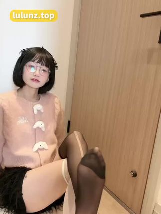 微密圈_王胜利的小生活白丝系列，精选付费图集打包分享