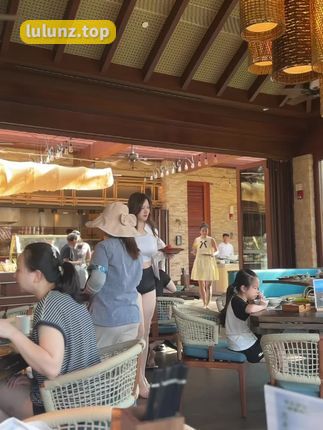 黑丝蒙眼系列火爆，可可西yyy微密圈热门资源首推