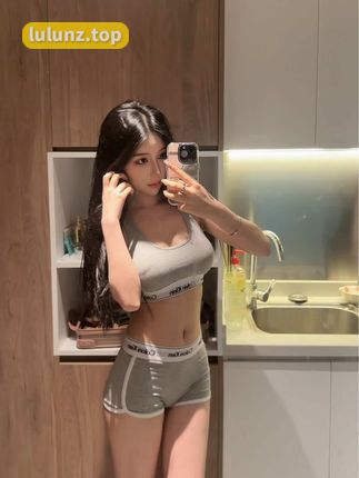 艾拉·isla健身写真合集，微密圈中无敌曲线的独家展示