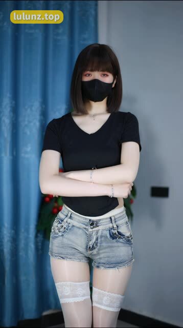 白龙猫女的维密圈作品合集分享,颜值与身材的完美展示