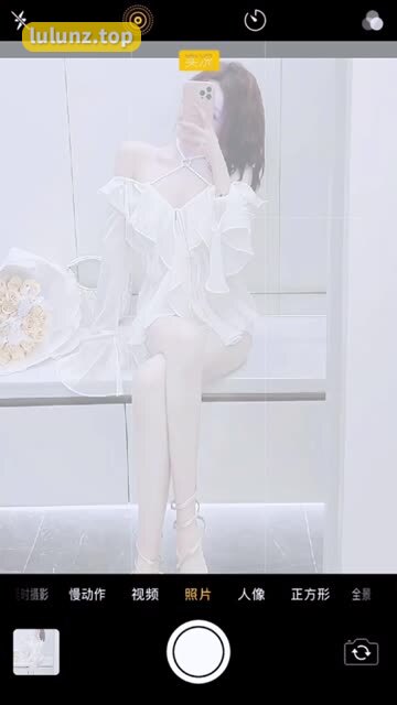 是小逗逗的秘密世界，从私拍到微密圈套图的成名之旅