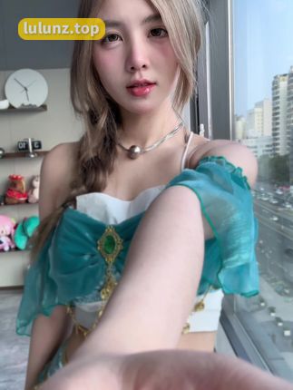 八酱微密圈30万粉丝表情老到位了，八酱作品为何如此受欢迎？揭秘原因