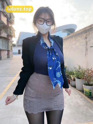 微密圈可爱的肉巴性感黑丝视频，粉丝必看的最新资源