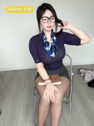 微密圈可爱的肉巴性感黑丝视频，粉丝必看的最新资源