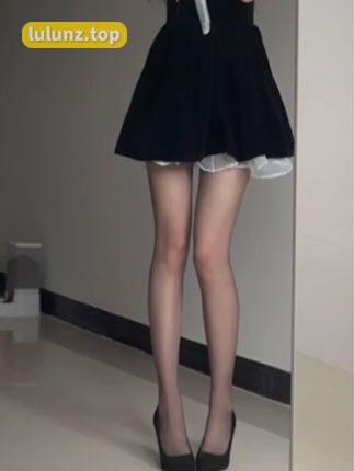 巨恶小锯鳄微密“雨落下的那个夜晚”微密圈中的情感故事