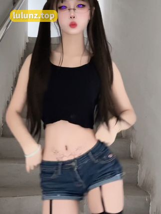 萱福晋维密圈图片赏析，甜美惊喜带来独特视觉体验