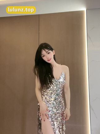 抖音崽崽阿的动态分享，她的甜美生活记录