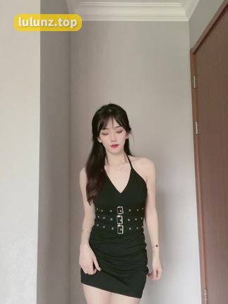 崽崽aaa的可爱纯欲小姐姐，动感光波视频热度飙升