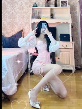 唐十七作品展示，从文字到图像的跨界创作