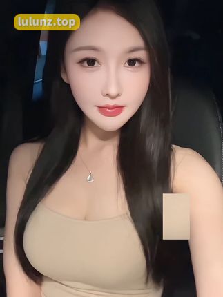 夏天的小雪微圈最新视频，捕捉她每一个精彩瞬间