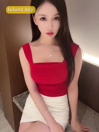 夏天的小雪抖音号动态,她的最新视频和粉丝互动