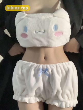 小芋泥yyy的打扑克事件真相,她的私密视频为何引发关注?