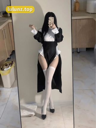 小芋泥yyy真实露脸视频合集,她的本真样貌与粉丝期望相符吗?