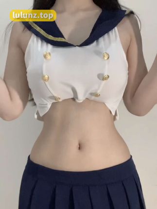 小芋泥yyy微博照片分享,她的独特自拍风格如何征服粉丝?