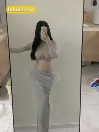 小芋泥yyy的时尚穿搭技巧，她的穿搭风格有哪些独特之处？