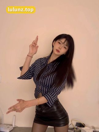 一只树懒直播跳舞记录，她的才艺表现为何获得粉丝称赞？