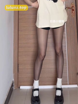 巨恶小锯鳄微密“每天都是园困”网红的日常与趣事分享