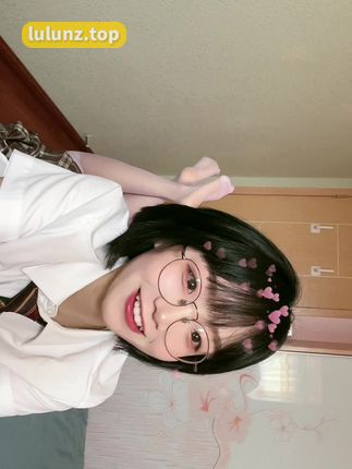 胜利的小生活微密圈王合集图片视频打包下载，（精心整理）