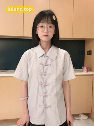 王胜利密友圈探秘，她的私密交友圈揭秘