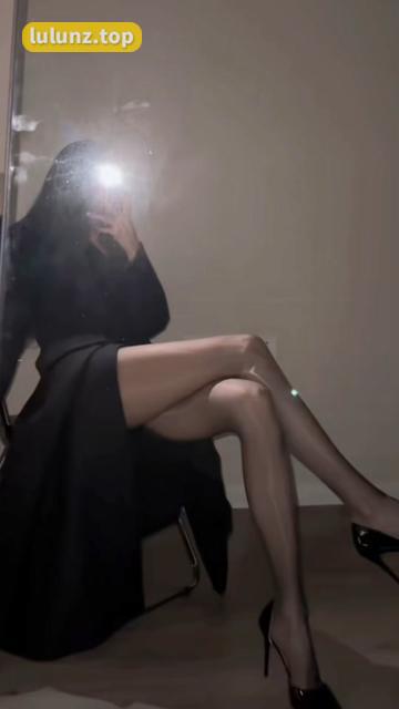 脸红Dearie的私人健身教练，她的完美身材背后有何秘密？