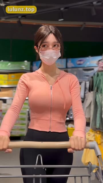 抖音桂芬baby真实照片及桂芬坐拍微密圈作品，全面解析