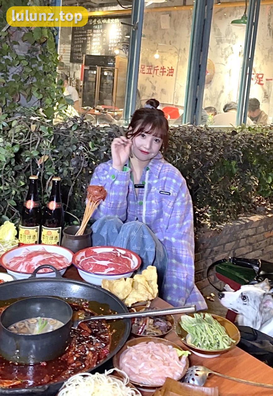 十万口草莓粥粥微密圈写真打包下载，精美资源一键收集