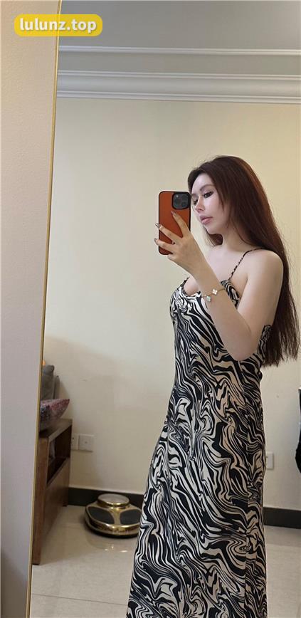 玫桃泡芙专属内容大揭秘，什么让她的人气飙升？