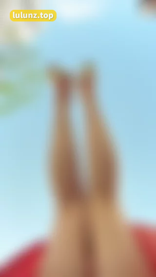 奶雯#奶雯圈子#抖音诱惑性感网红纯身材鉴赏