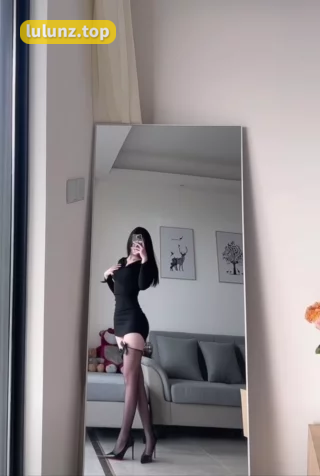 保守的妻子维密圈早期照片她的美丽蜕变，微密圈照片对比