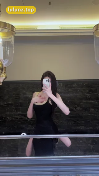 抖音麻利亚辣微密照片视频合集，名副其实的大美人麻利亚辣作品欣赏