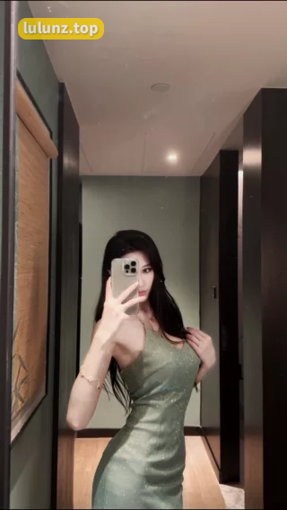 抖音麻利亚辣微密照片视频合集，名副其实的大美人麻利亚辣作品欣赏