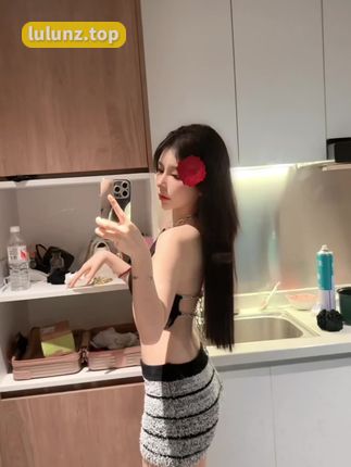 牛仔裤风靡！艾拉·Isla微密圈作品赏析，网友点赞如潮