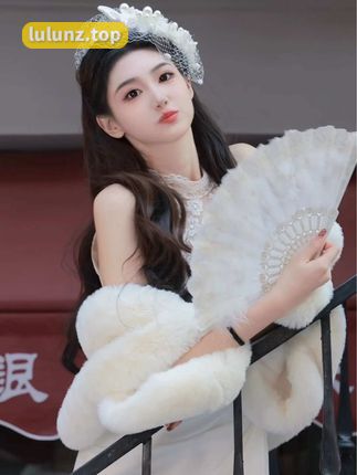 粥粥酱的个人成长经历，她的背景资料有哪些亮点