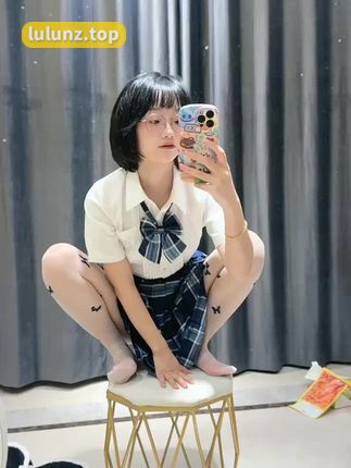 抖音王胜利的JK装图集，微密圈最新更新一览