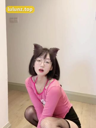 王胜利的早期抖音作品，从卖袜子铺路到网红达人