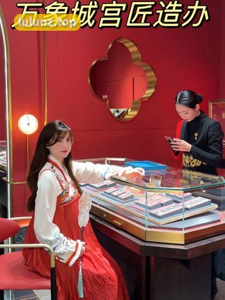 十万口草莓粥粥微密圈写真全集，最独家资源尽在此处