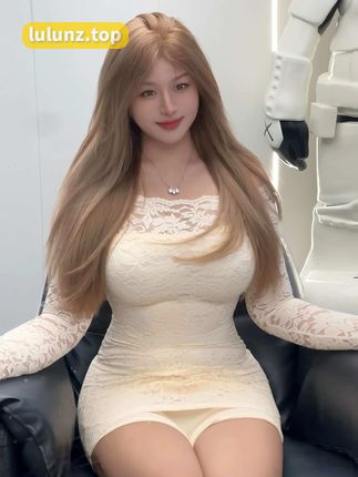 微博月球造梦家热门内容一览，为何她成为新晋网红？