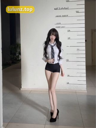 小马漫漫圈内视频集，她的圈内视频作品及创作灵感